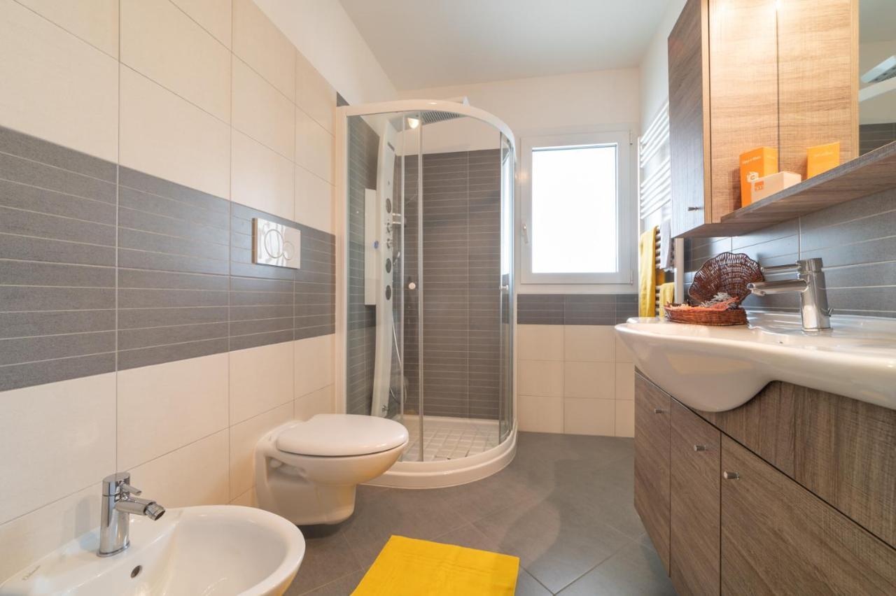 Residenza Monica Apartment ลินญาโน ซับเบียโดโร ภายนอก รูปภาพ